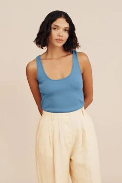 Shop AXEL SCOOP TANK - Tops